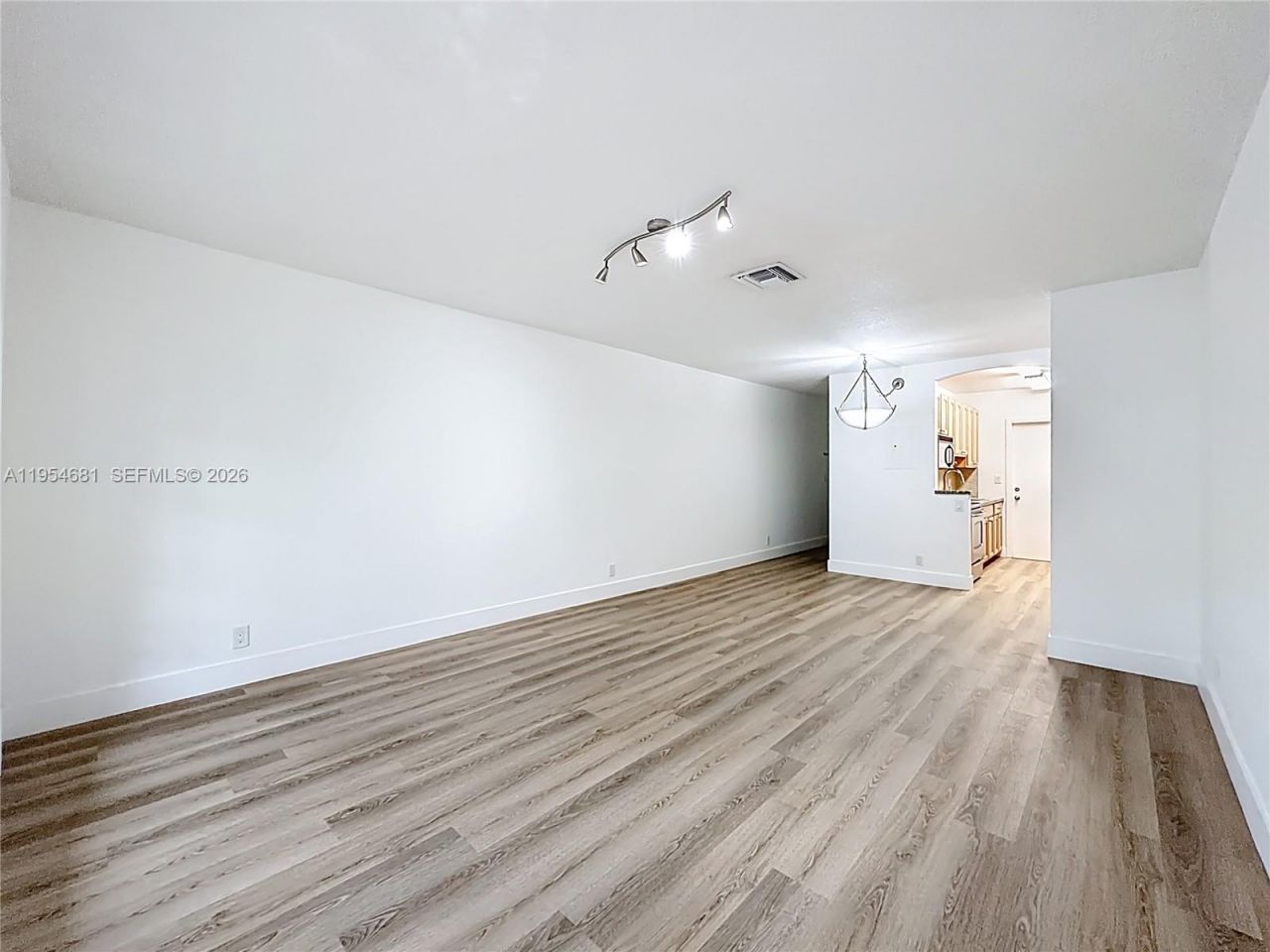 2424 SE 17th Cswy , Unit 312B, Fort Lauderdale, FL 33316 Photo