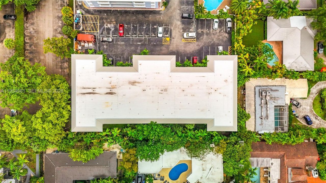 2424 SE 17th Cswy , Unit 312B, Fort Lauderdale, FL 33316 Photo