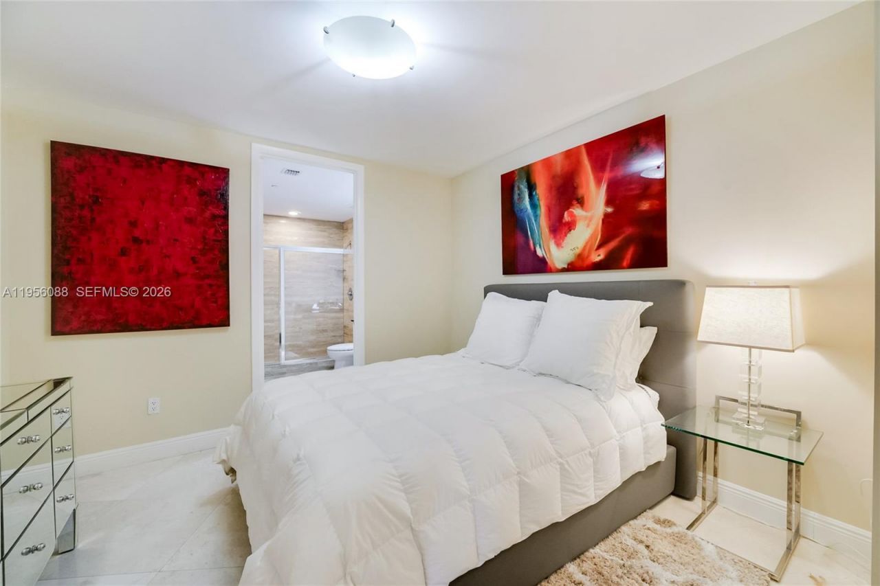 16001 Collins Ave, Unit 2103, Sunny Isles Beach, FL 33160 Photo