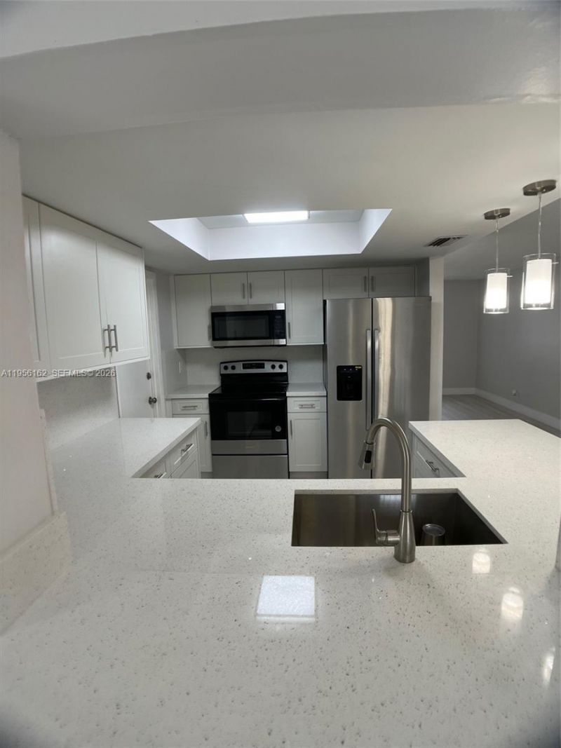 6990 NW 17th St, Margate, FL 33063 Photo