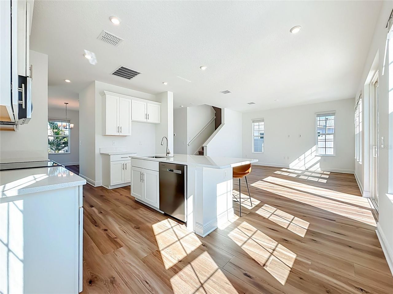 1066 8th Avenue S, Saint Petersburg, FL 33705 Photo