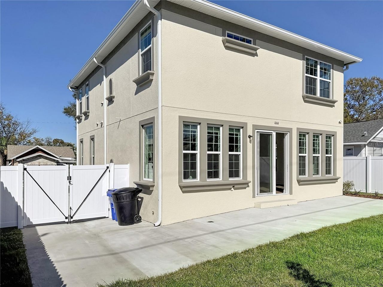 1066 8th Avenue S, Saint Petersburg, FL 33705 Photo