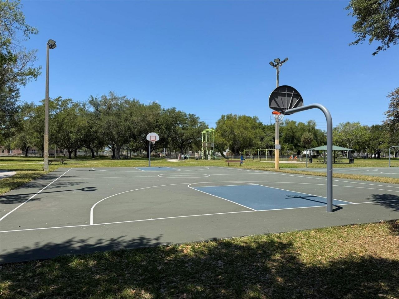 1066 8th Avenue S, Saint Petersburg, FL 33705 Photo