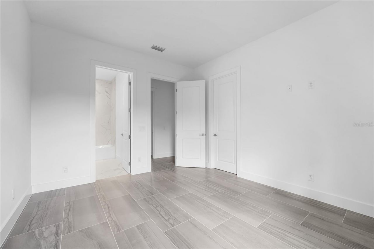 9847 Laurel Berry Drive, Orlando, FL 32827 Photo