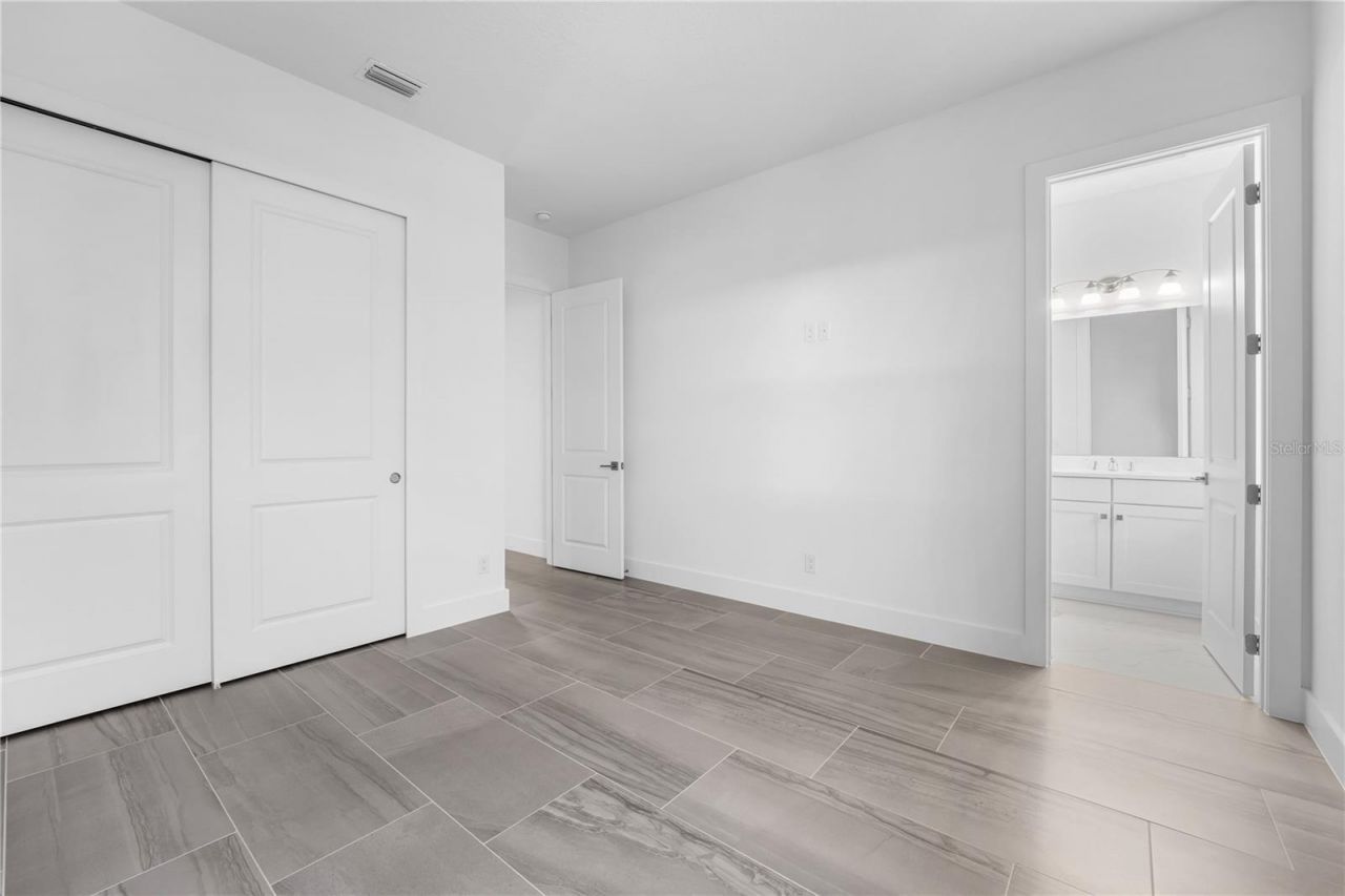 9847 Laurel Berry Drive, Orlando, FL 32827 Photo