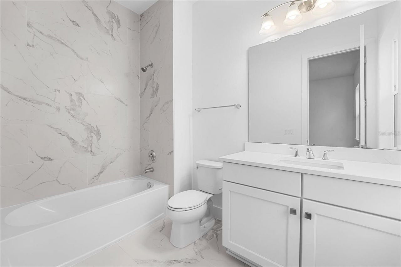 9847 Laurel Berry Drive, Orlando, FL 32827 Photo