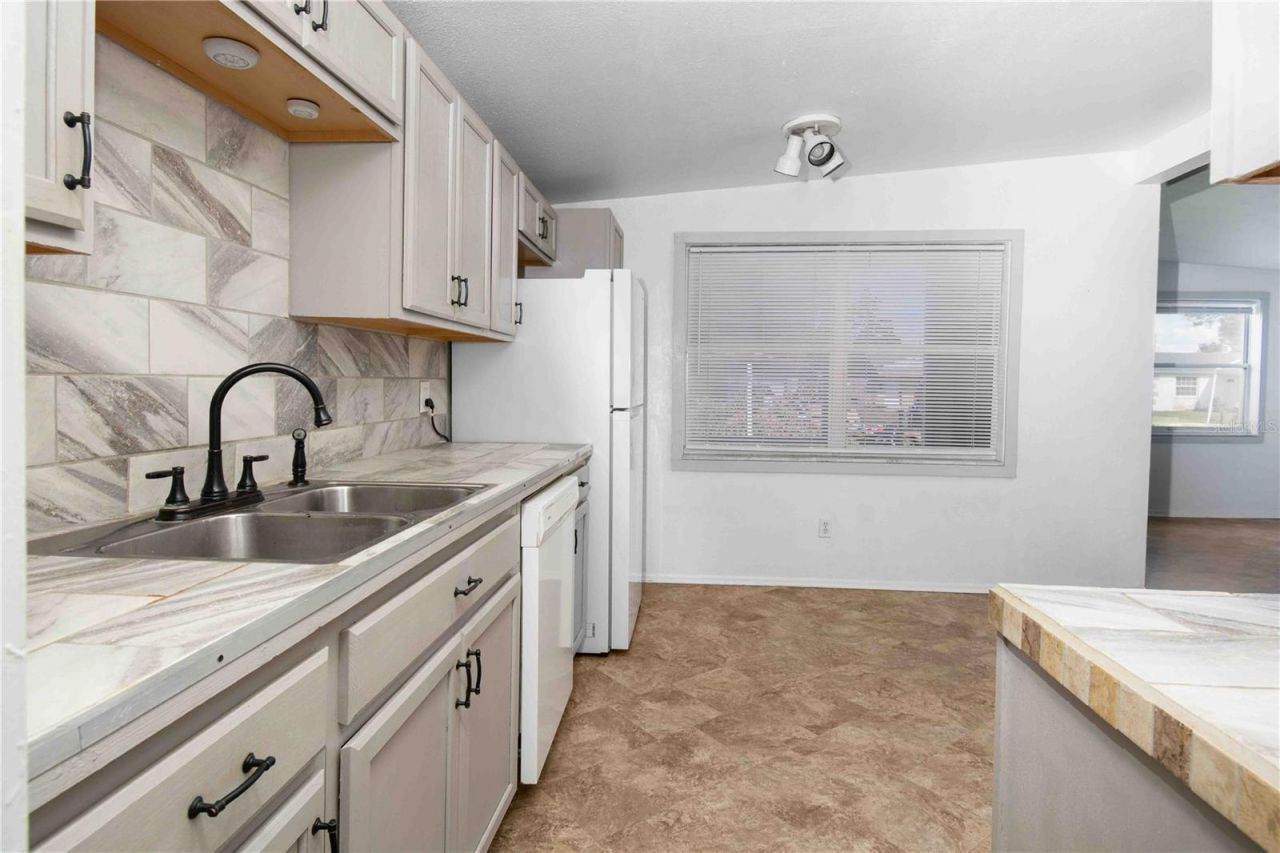 6382 81st Avenue N, Pinellas Park, FL 33781 Photo