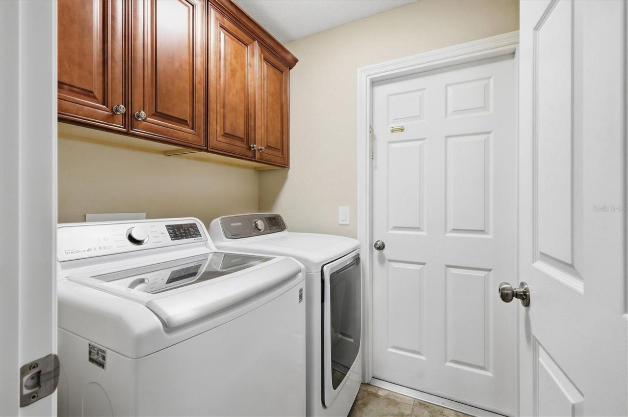 12710 SW Lake Side Drive, Lake Suzy, FL 34269 Photo