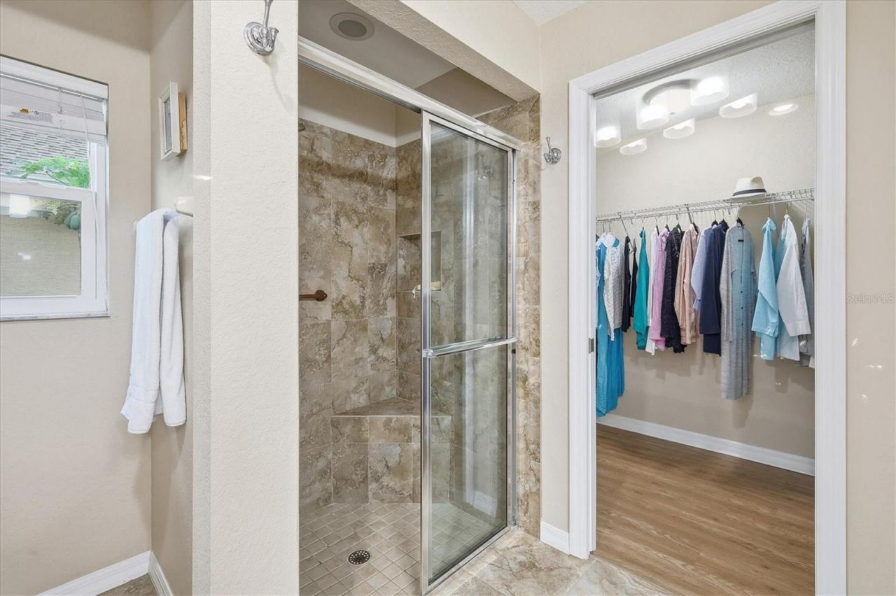 12710 SW Lake Side Drive, Lake Suzy, FL 34269 Photo