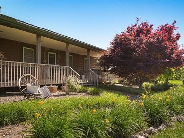 36404 E County Line Road, Lone Jack, MO 64070