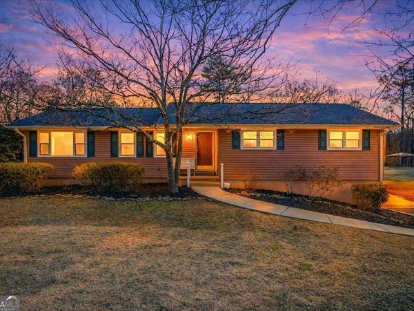 513 Rivercrest Drive, Woodstock, GA 30188