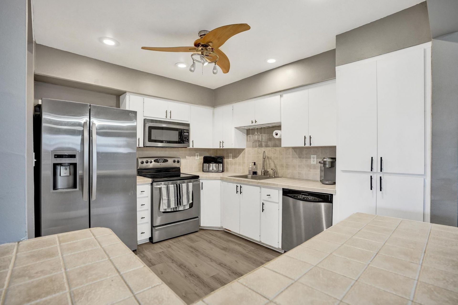 7671 NW 15th Ct, Pembroke Pines, FL 33024 Photo