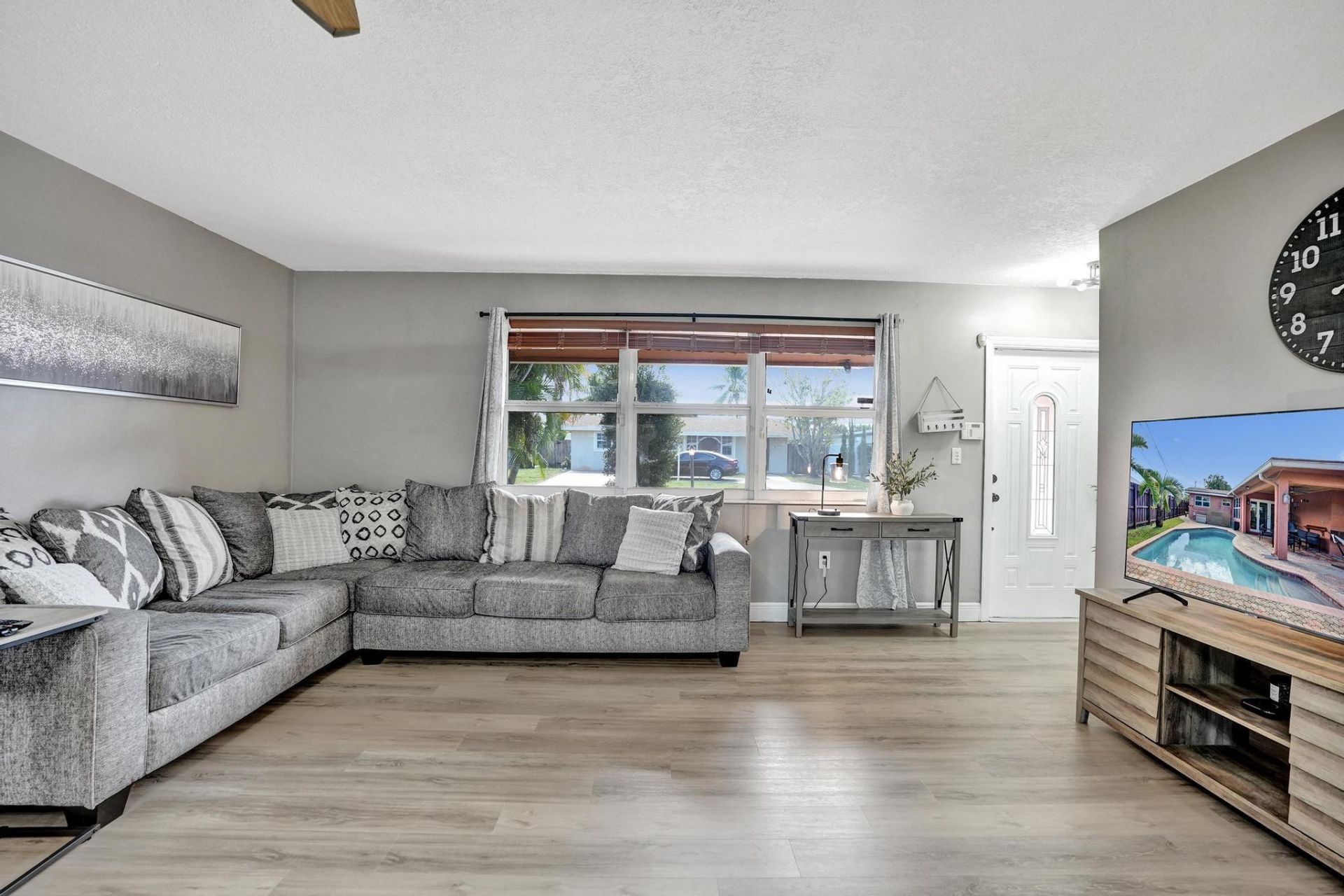 7671 NW 15th Ct, Pembroke Pines, FL 33024 Photo