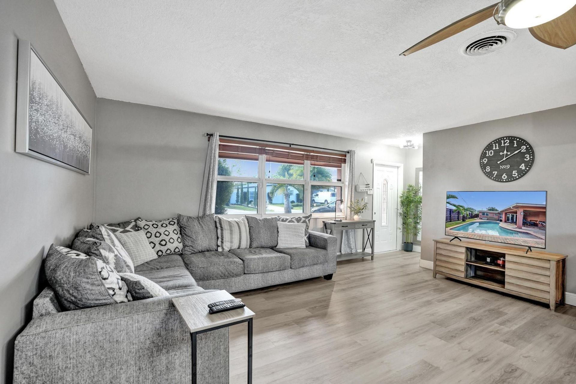 7671 NW 15th Ct, Pembroke Pines, FL 33024 Photo