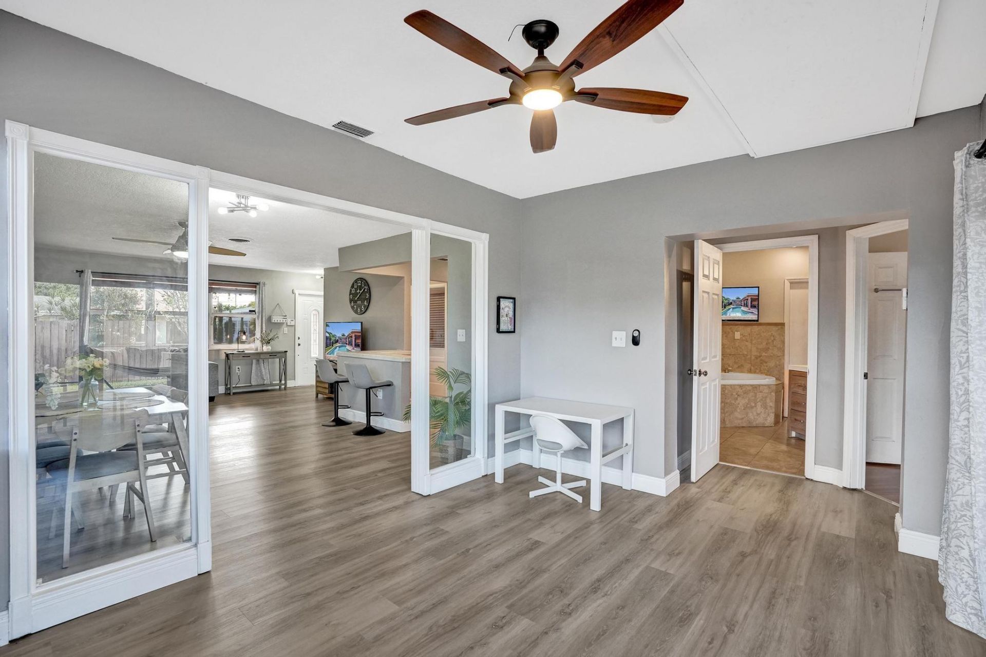 7671 NW 15th Ct, Pembroke Pines, FL 33024 Photo