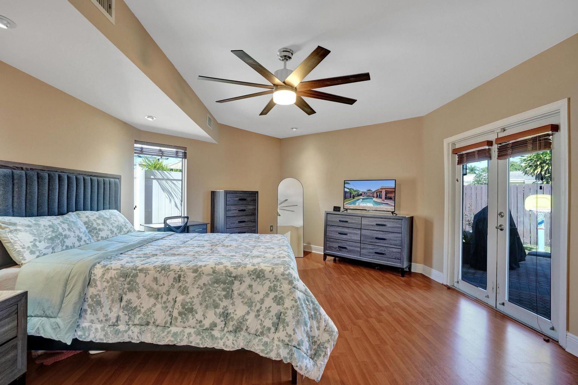 7671 NW 15th Ct, Pembroke Pines, FL 33024 Photo