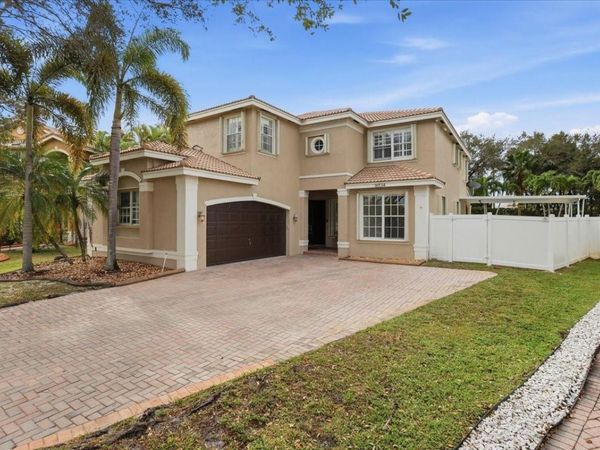 16534 SW 32nd St, Miramar, FL 33027