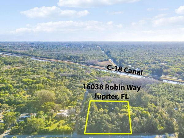 16038 Robin Way, Jupiter, FL 33478