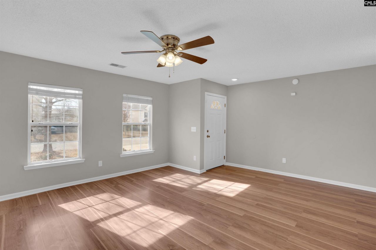 309 Summer Bend Road Photo 11