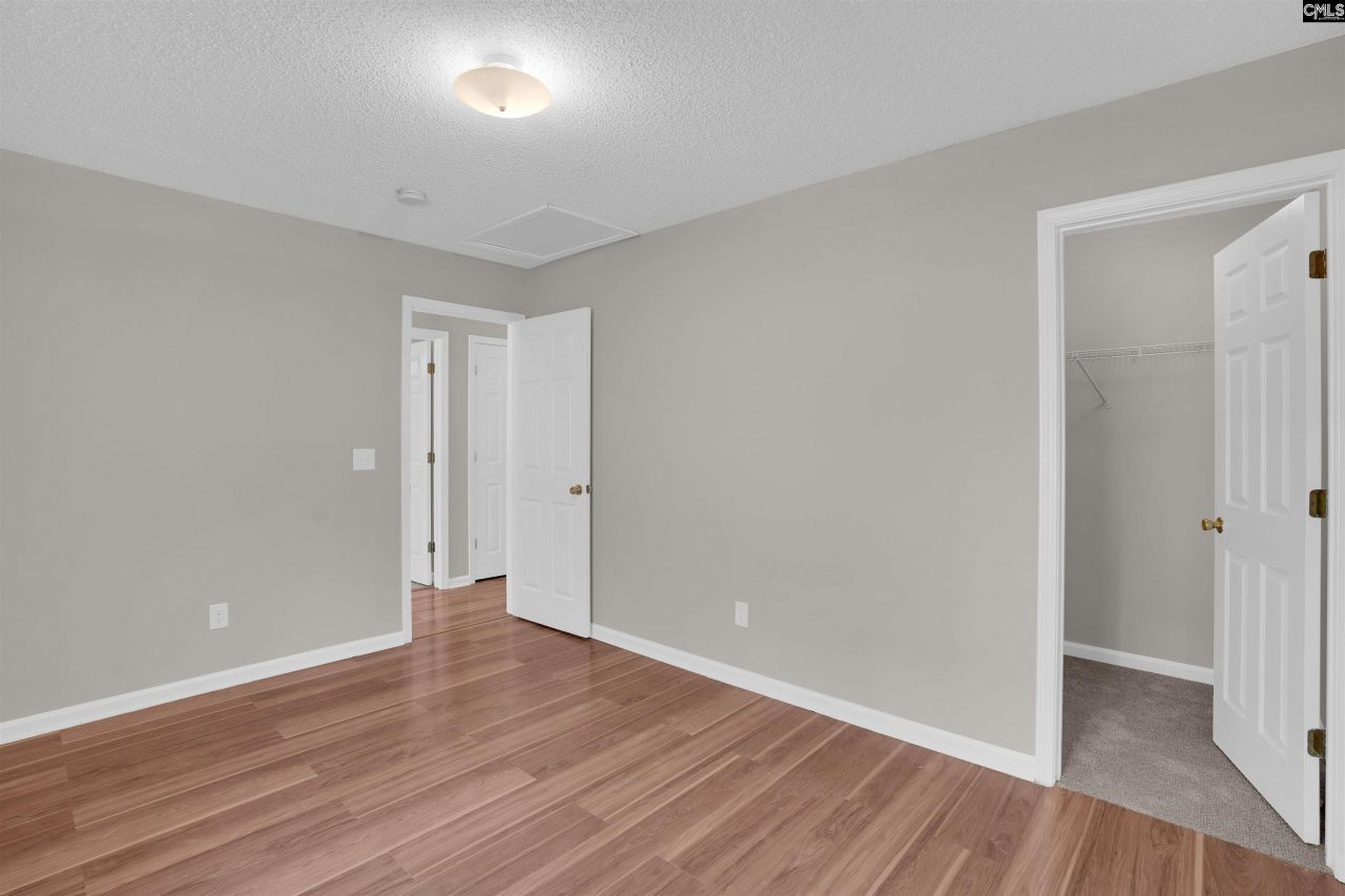 309 Summer Bend Road Photo 19