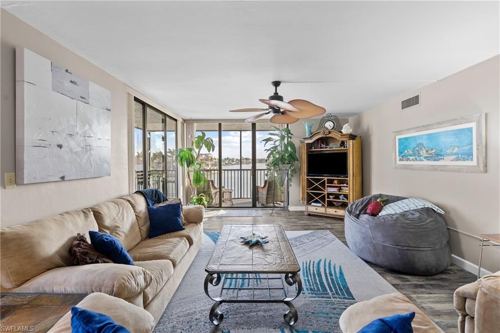 10420 Gulf Shore Dr, Unit 121, Naples, FL 34108 Photo