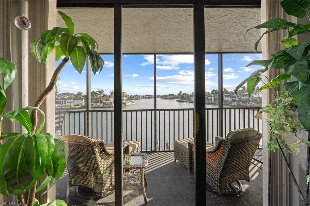 10420 Gulf Shore Dr, Unit 121, Naples, FL 34108 Photo