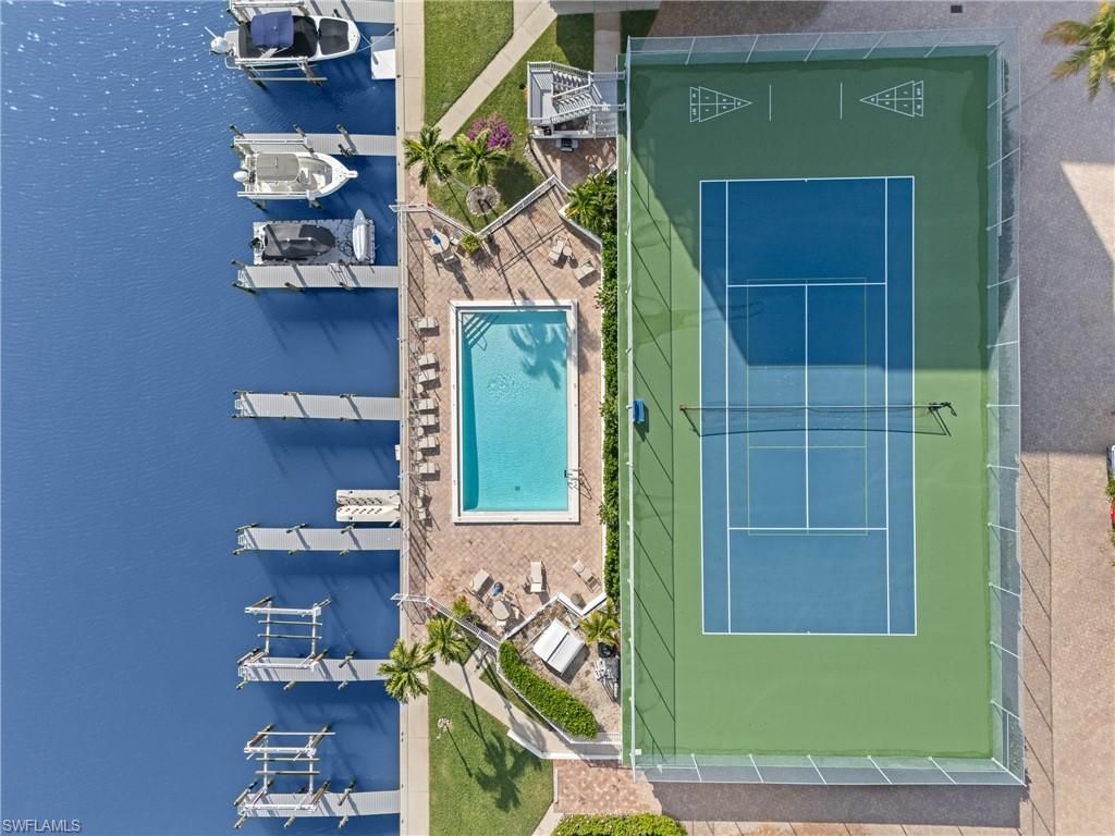 10420 Gulf Shore Dr, Unit 121, Naples, FL 34108 Photo
