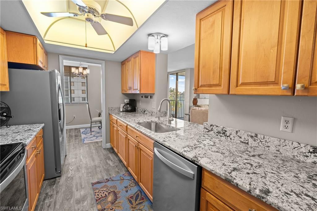 10420 Gulf Shore Dr, Unit 121, Naples, FL 34108 Photo
