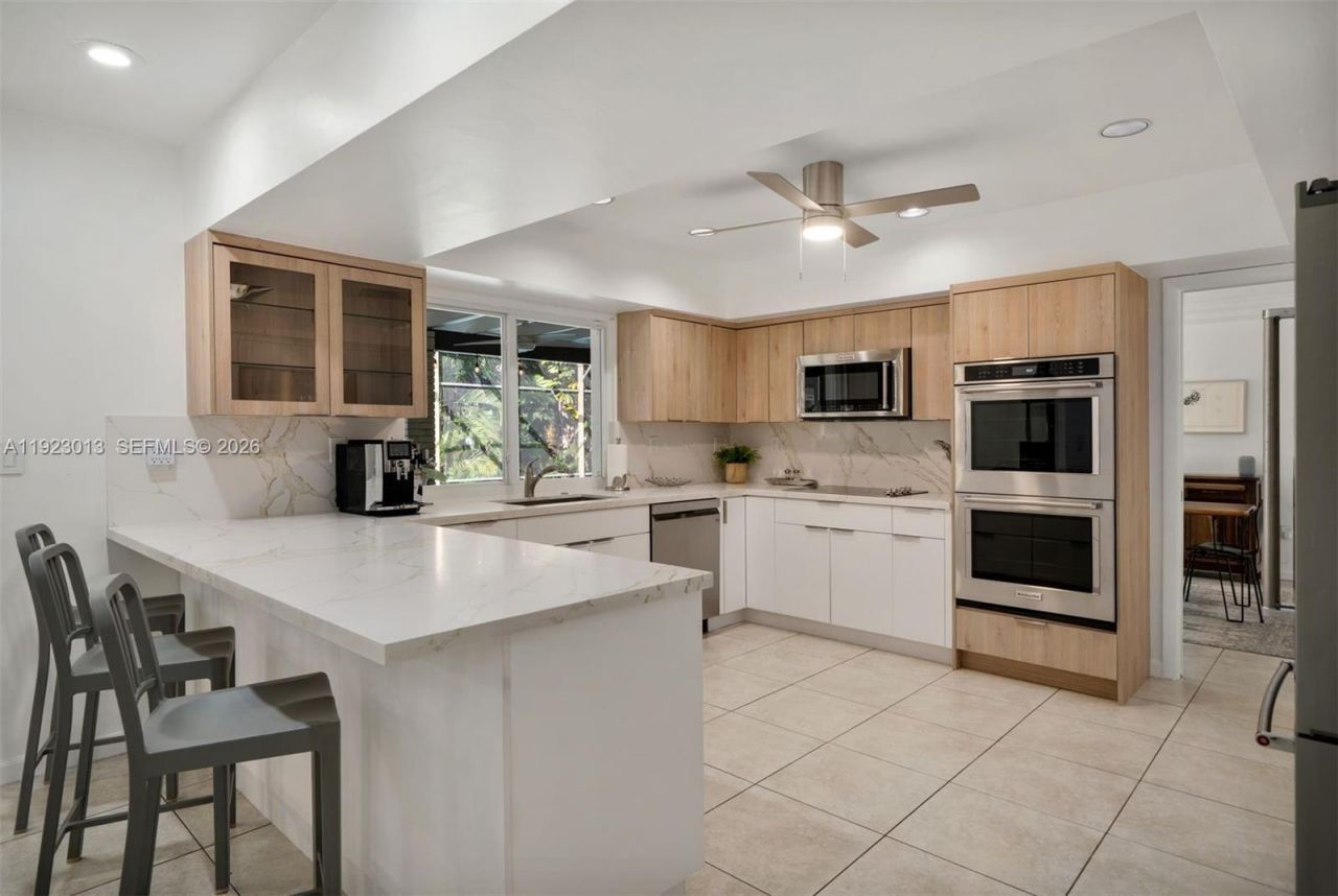 13502 SW 57th Ct, Pinecrest, FL 33156 Photo