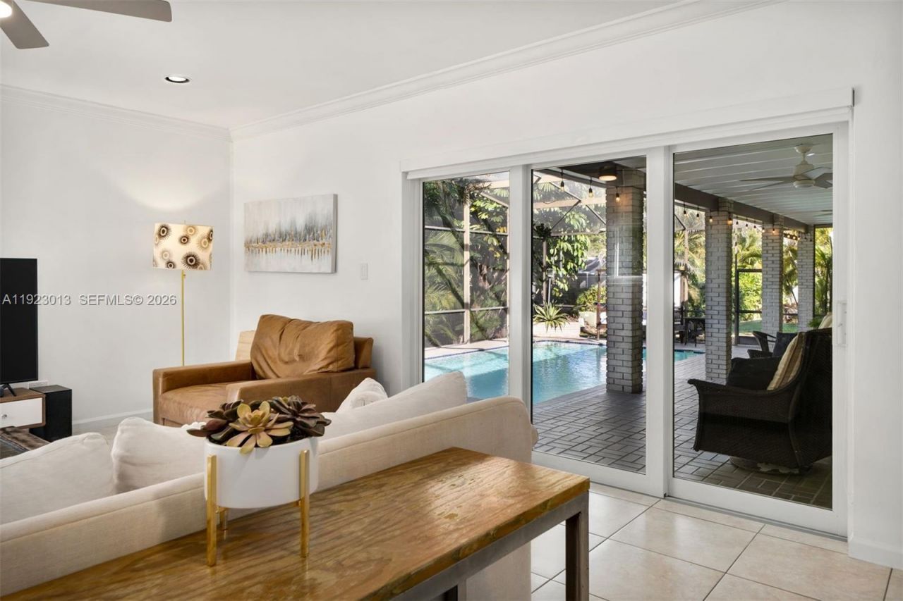 13502 SW 57th Ct, Pinecrest, FL 33156 Photo