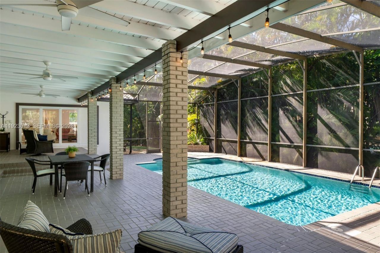 13502 SW 57th Ct, Pinecrest, FL 33156 Photo