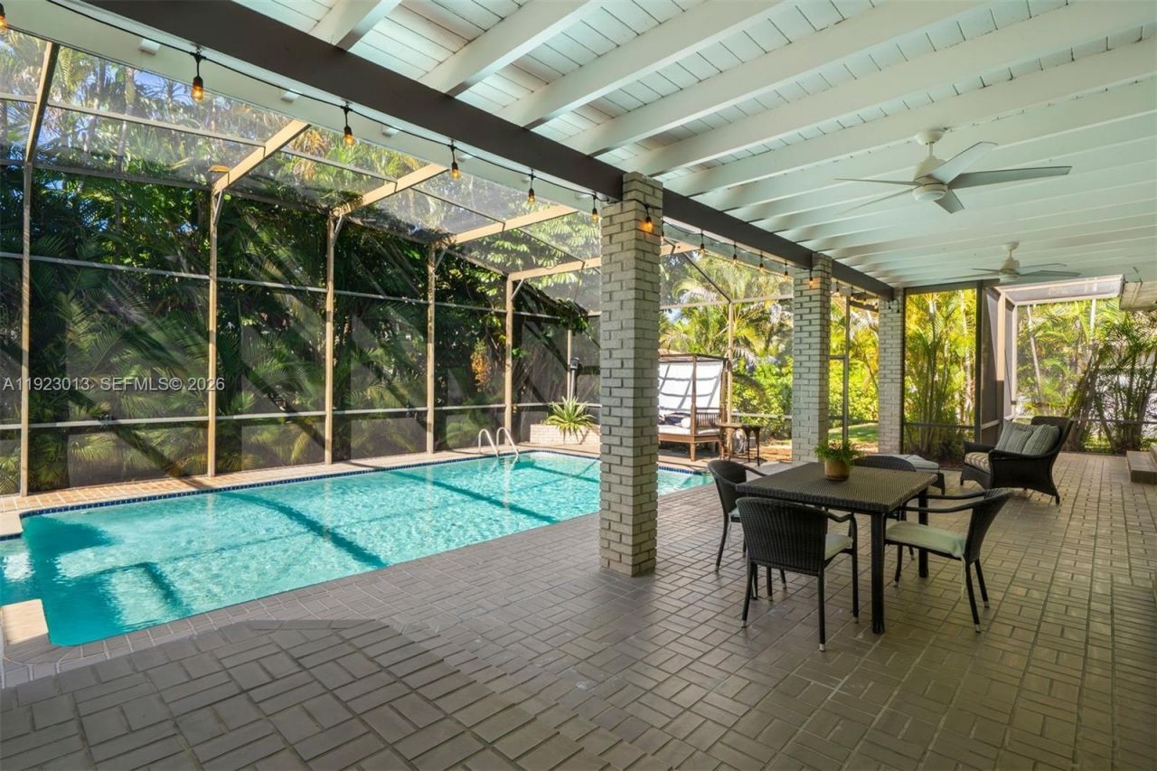 13502 SW 57th Ct, Pinecrest, FL 33156 Photo