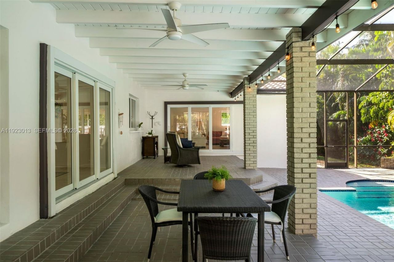 13502 SW 57th Ct, Pinecrest, FL 33156 Photo