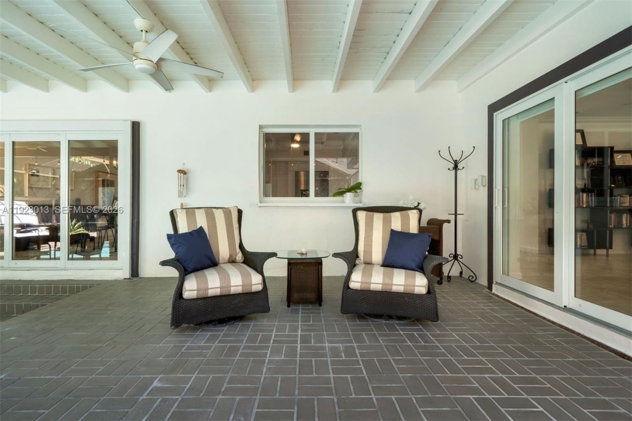 13502 SW 57th Ct, Pinecrest, FL 33156 Photo