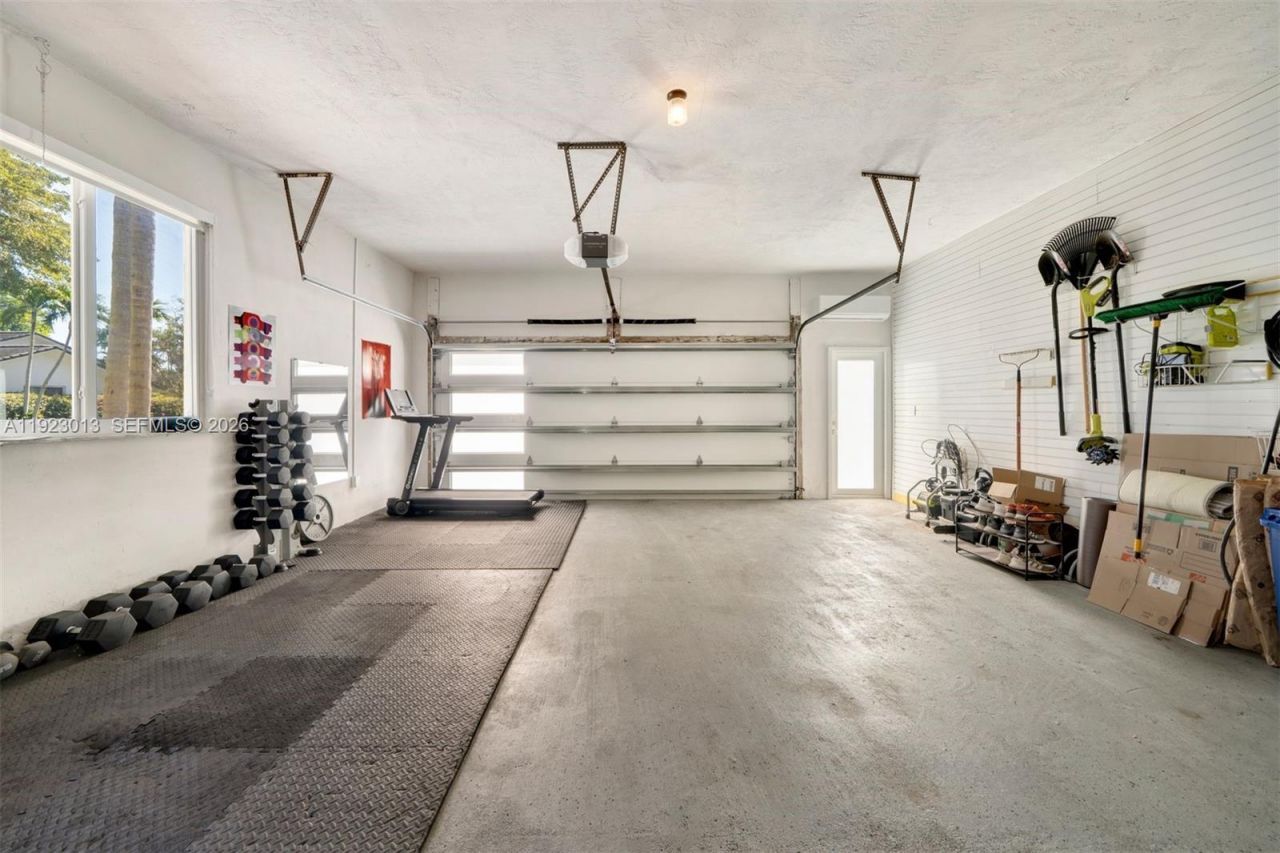 13502 SW 57th Ct, Pinecrest, FL 33156 Photo