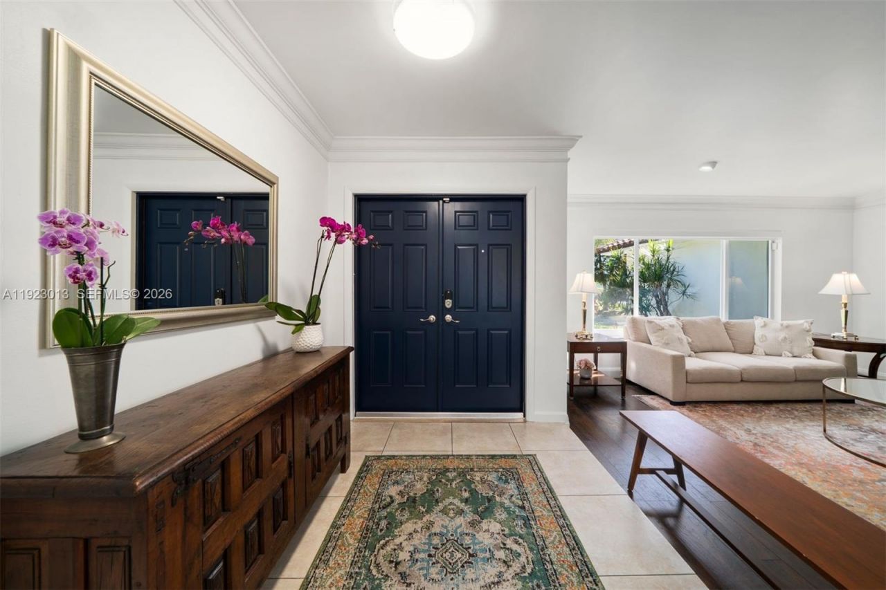 13502 SW 57th Ct, Pinecrest, FL 33156 Photo