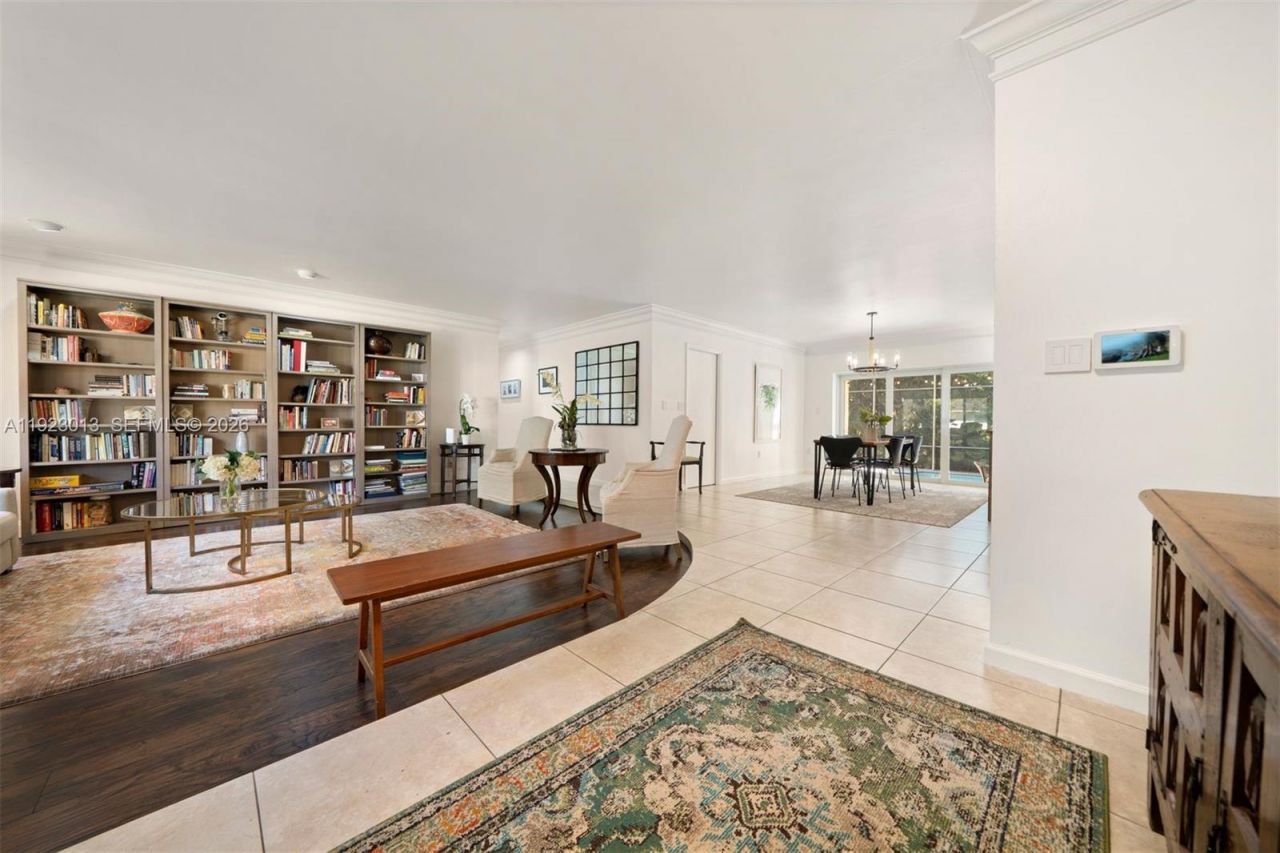 13502 SW 57th Ct, Pinecrest, FL 33156 Photo