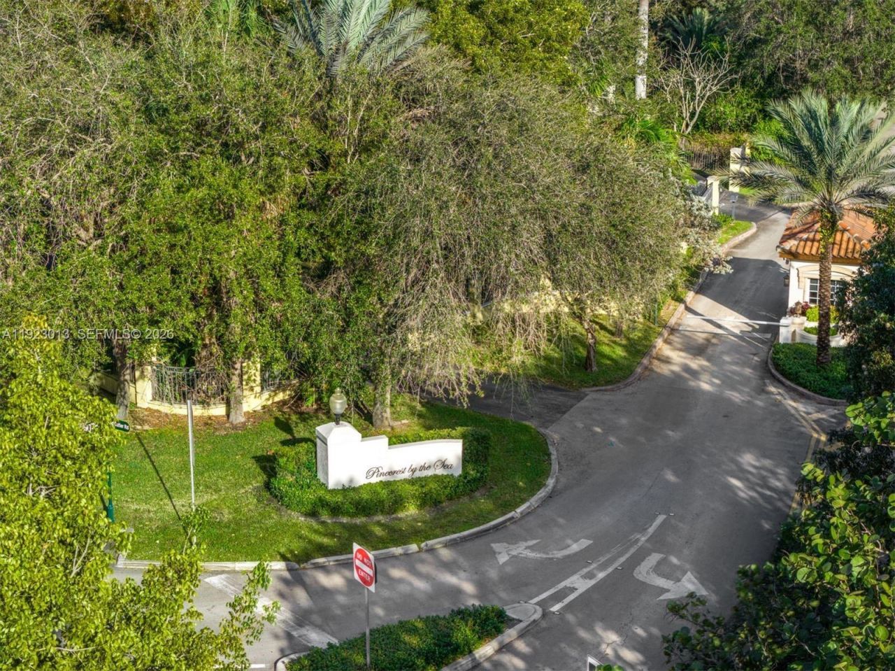 13502 SW 57th Ct, Pinecrest, FL 33156 Photo