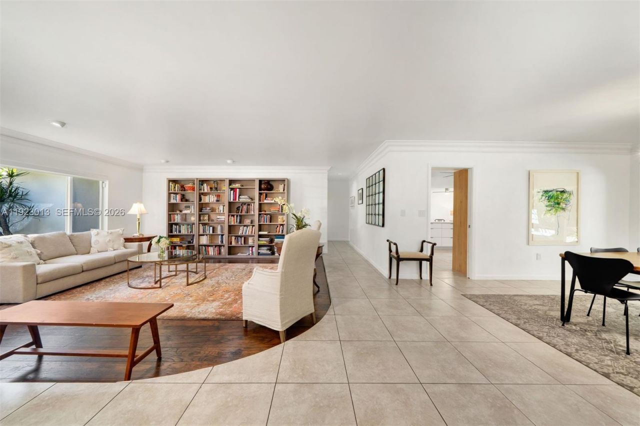 13502 SW 57th Ct, Pinecrest, FL 33156 Photo