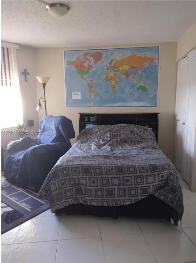 1300 Saint Charles Pl, Unit PH15, Pembroke Pines, FL 33026 Photo