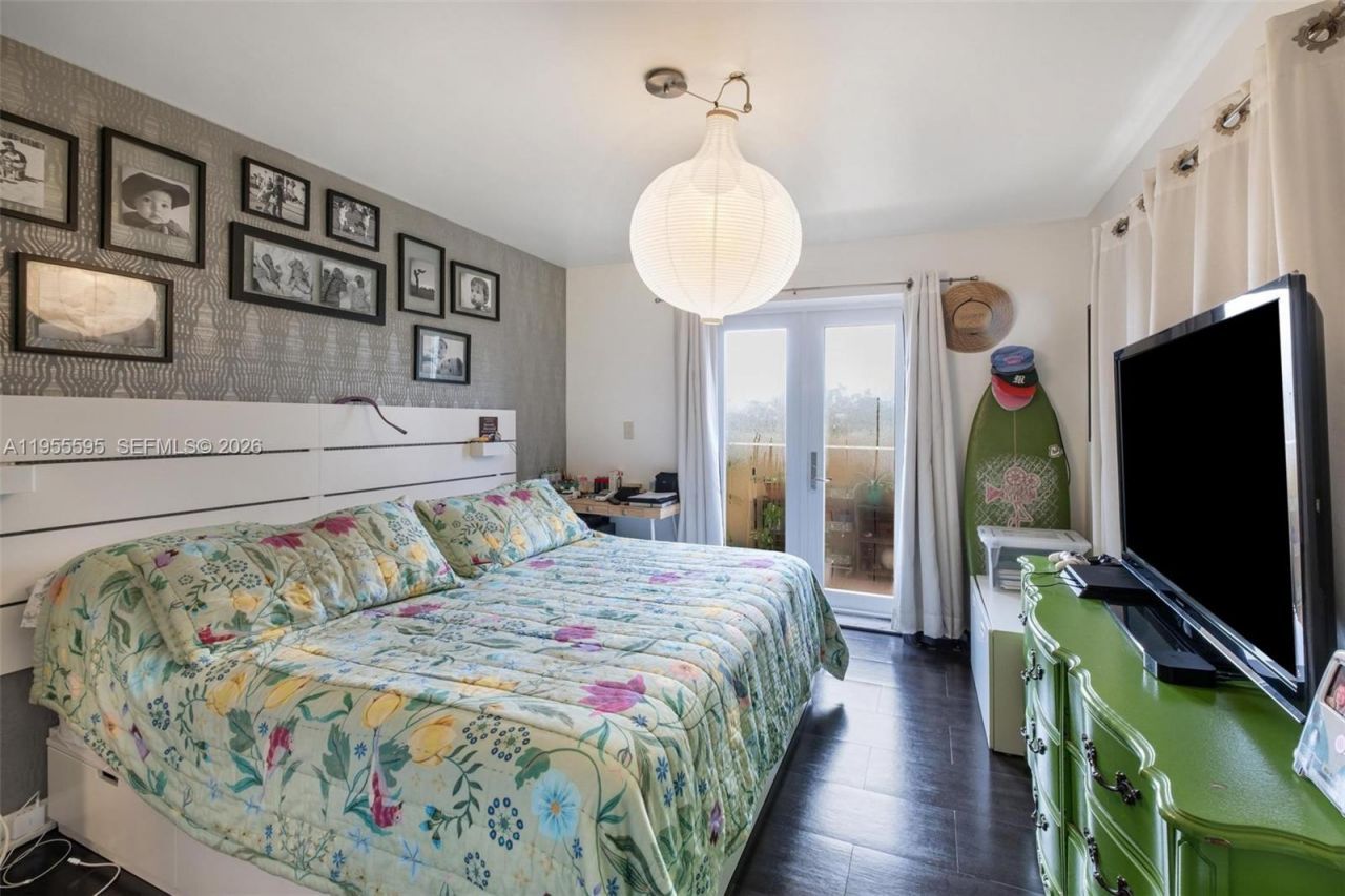 227 Michigan Ave, Unit 405, Miami Beach, FL 33139 Photo