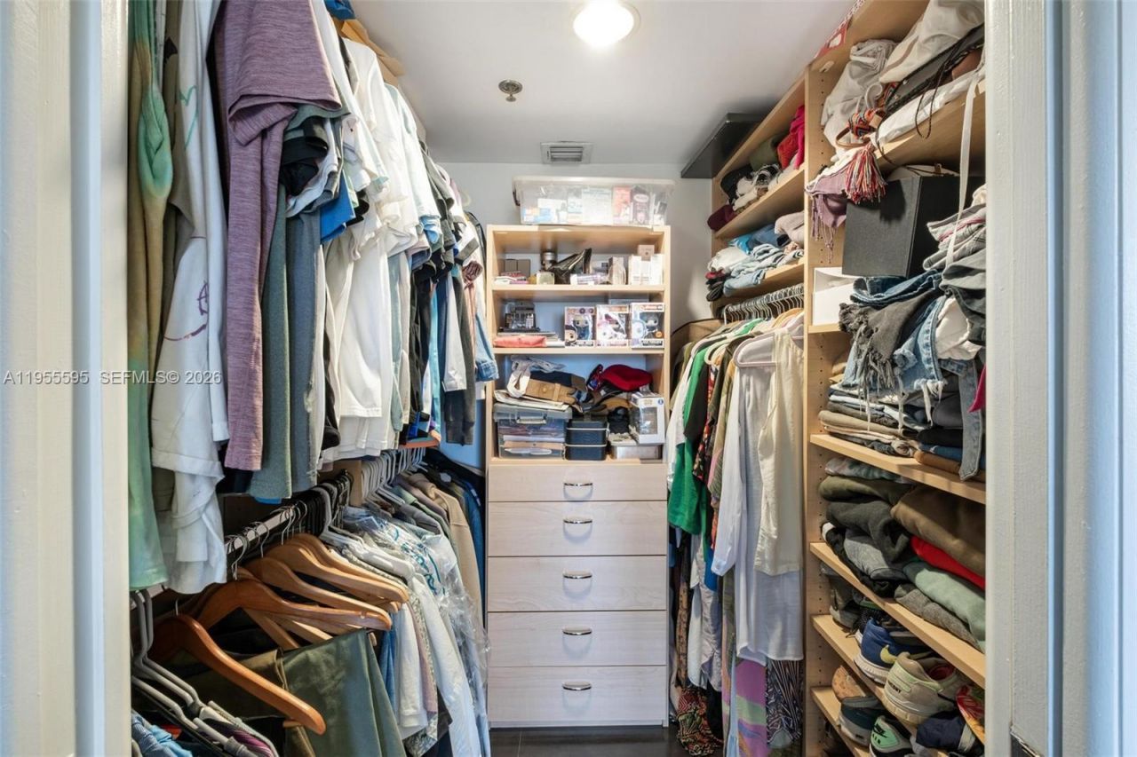 227 Michigan Ave , Unit 405, Miami Beach, FL 33139 Photo