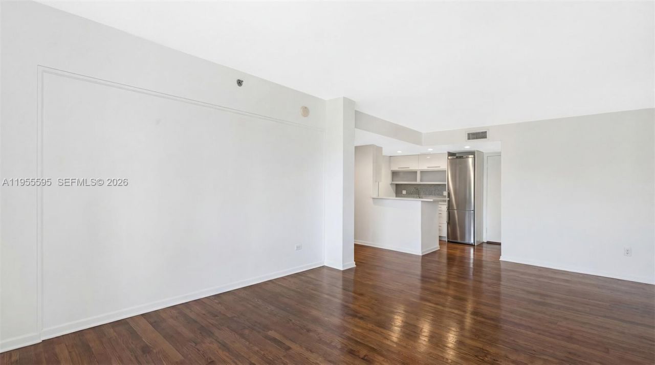 227 Michigan Ave , Unit 405, Miami Beach, FL 33139 Photo