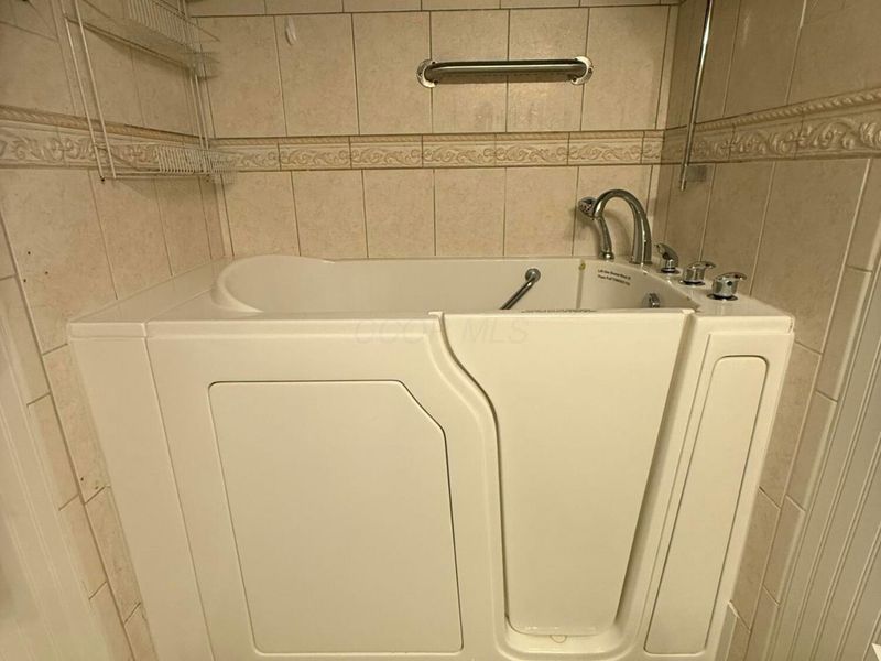 2648 Valleyview Drive, Columbus, OH 43204 Photo 15