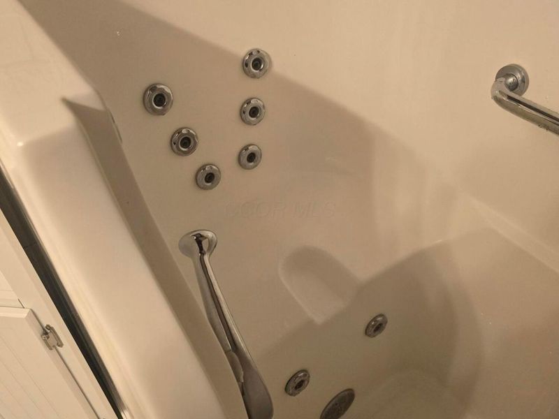 2648 Valleyview Drive, Columbus, OH 43204 Photo 16