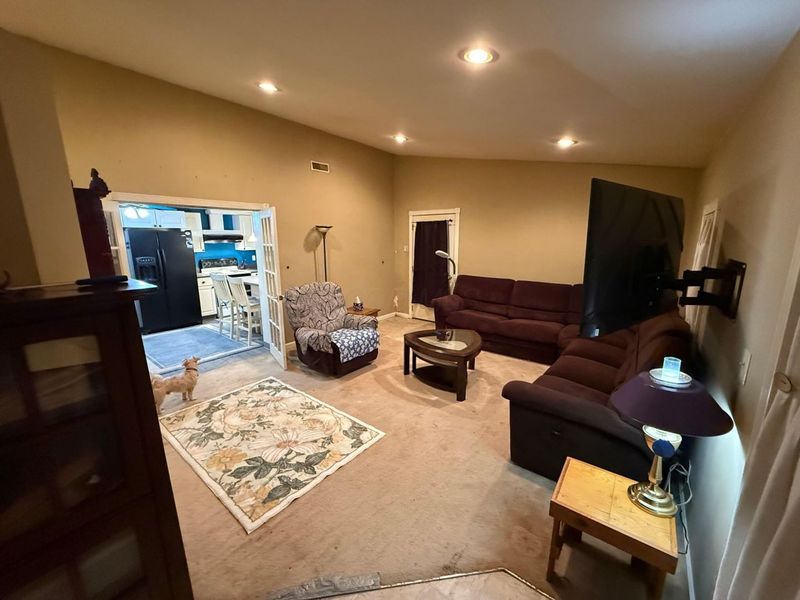 2648 Valleyview Drive, Columbus, OH 43204 Photo 18