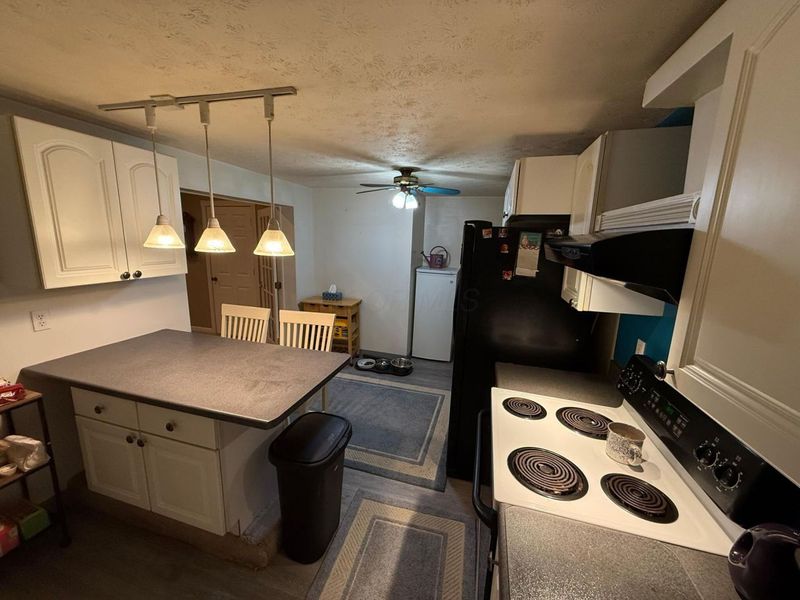 2648 Valleyview Drive, Columbus, OH 43204 Photo 8