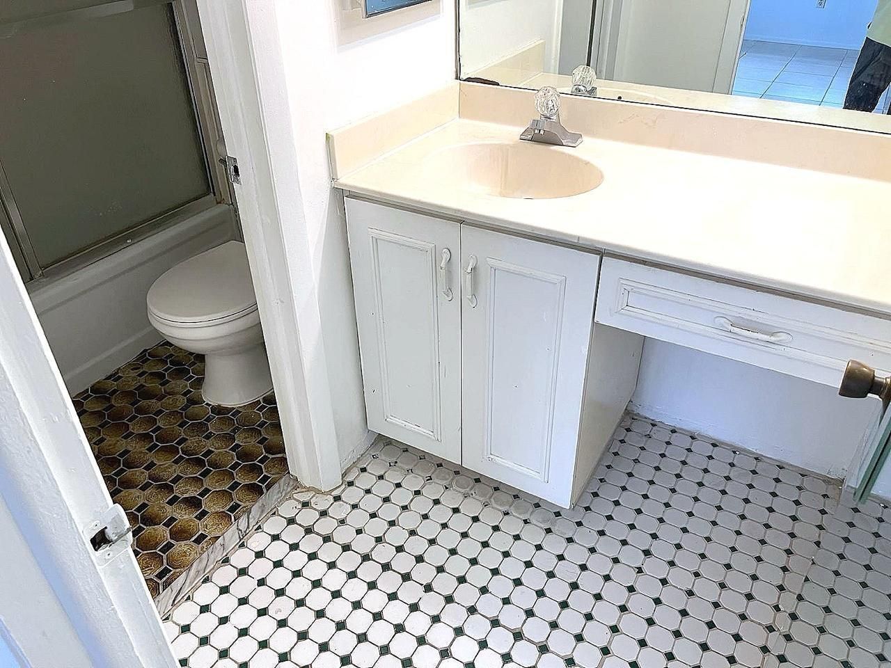 3490 Foxcroft Road, Unit 317, Miramar, FL 33025 Photo