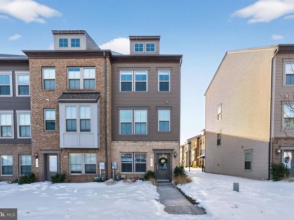 215 PHOENIX DRIVE, UPPER MARLBORO, MD 20774