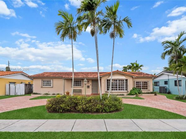 2232 SW 98th Pl, Miami, FL 33165